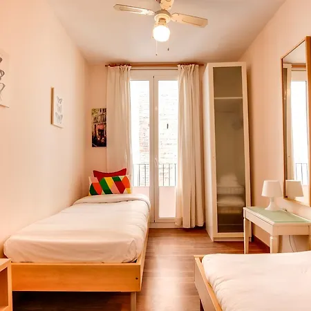 Apartamento Modern 2 Bedroom Flat In Trendy Poble Sec Barcelona