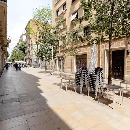 Modern 2 Bedroom Flat In Trendy Poble Sec