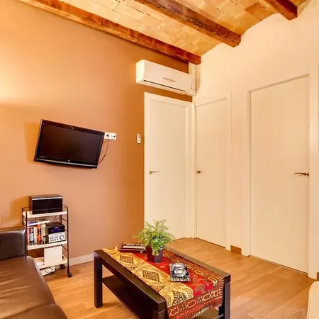 Modern 2 Bedroom Flat In Trendy Poble Sec * Barcelona