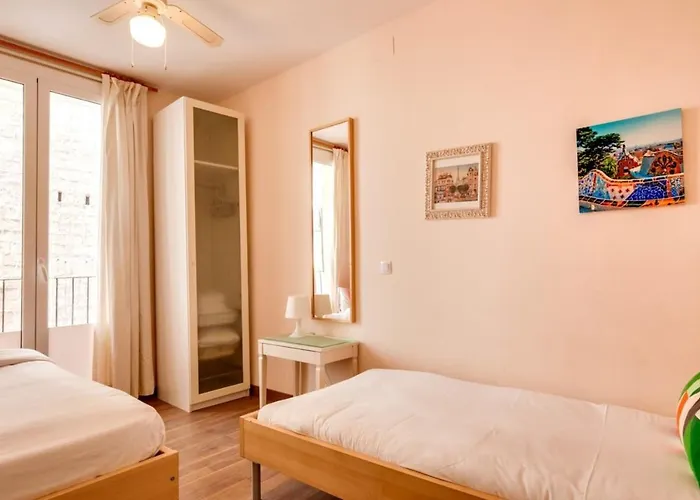 شقة Modern 2 Bedroom Flat In Trendy Poble Sec برشلونة